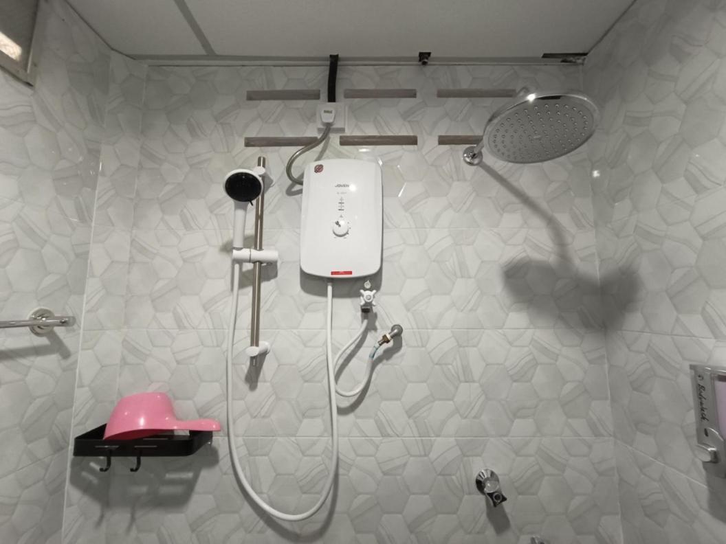 Roomstay Nimaza Bilik 1 Marang Exterior photo
